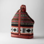 Traditional Saudi Pattern Backpack with Leather Accents - Image 8
